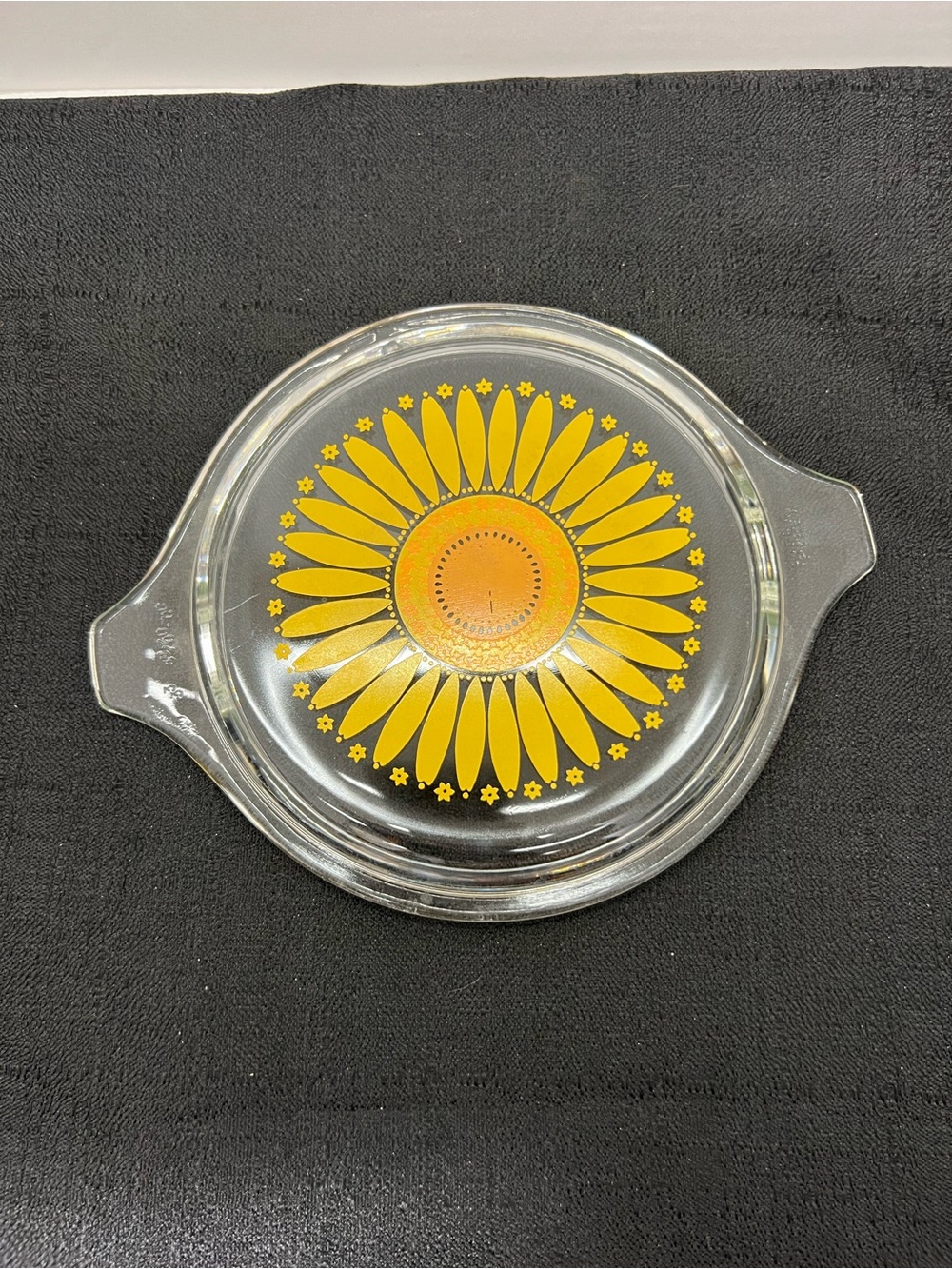 6" Pyrex 1969-1970 Yellow Sunflower Glass Lid Only 470-C Vintage